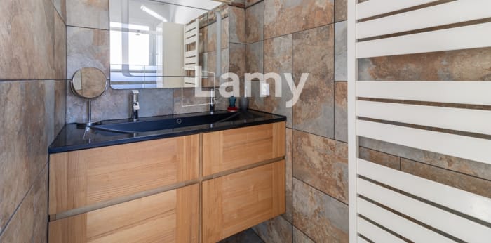 Image 11 sur 17 - Maison/villa  ·  Vente · Allauch (13190) · 4 pièces · 140m²