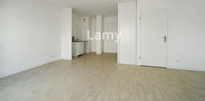 Image 3 sur 10 - Appartement  ·  Vente · Evry Courcouronnes (91000) · 2 pièces · 42m²