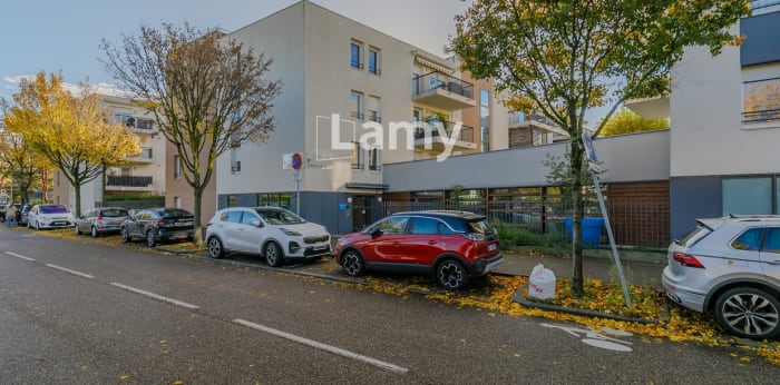 Image 1 sur 11 - Appartement  ·  Vente · Mions (69780) · 3 pièces · 64m²