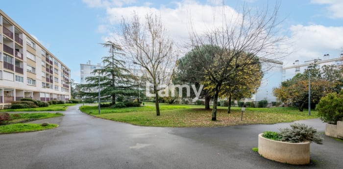 Image 10 sur 13 - Appartement  ·  Vente · Merignac (33700) · 4 pièces · 70m²