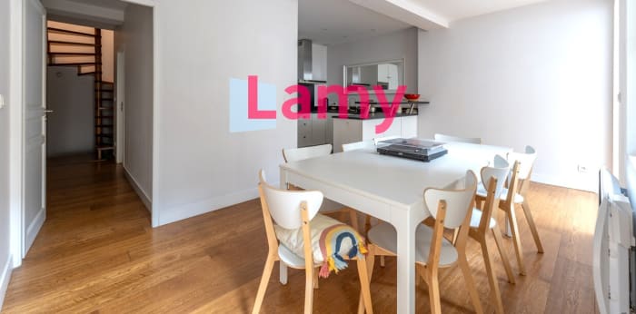 Image 4 sur 11 - Immeuble  ·  Vente · Bordeaux (33000) · 208m²