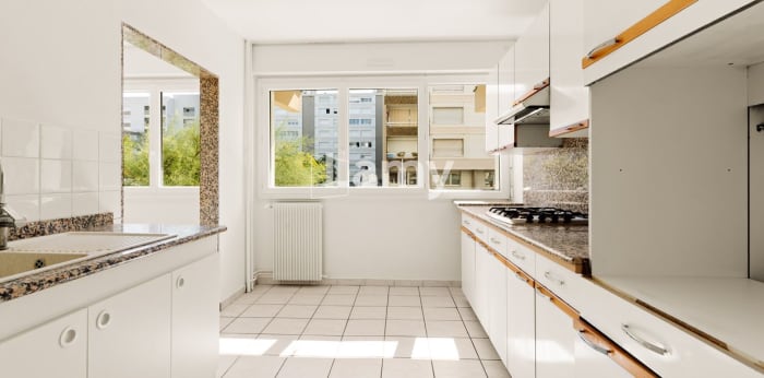 Image 2 sur 8 - Appartement  ·  Vente · Lyon (69008) · 3 pièces · 57m²