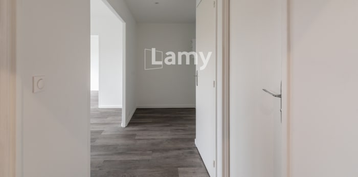 Image 10 sur 12 - Appartement  ·  Vente · Paris (75019) · 2 pièces · 45m²
