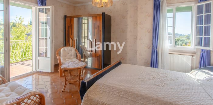 Image 7 sur 9 - Maison/villa  ·  Vente · Miramas (13140) · 6 pièces · 153m²