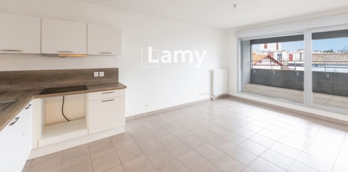 Image 1 sur 9 - Appartement  ·  Vente · Bayonne (64100) · 2 pièces · 58m²