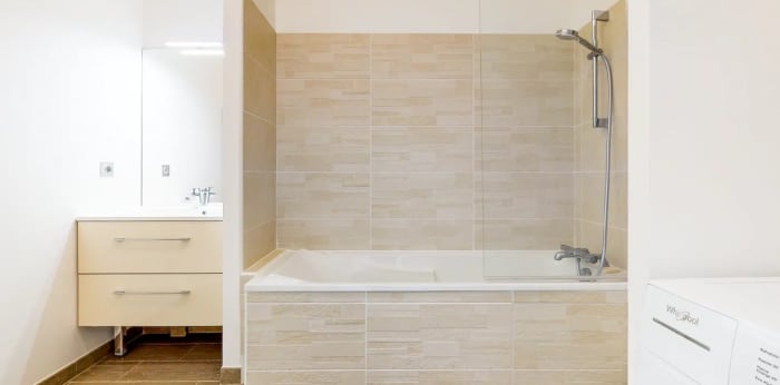 Image 4 sur 15 - Appartement  ·  Vente · Marseille (13008) · 3 pièces · 79m²