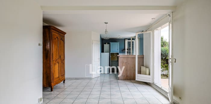Image 6 sur 10 - Appartement  ·  Vente · Bizanos (64320) · 2 pièces · 52m²