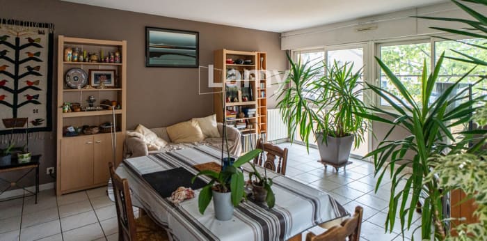 Image 8 sur 9 - Appartement  ·  Vente · Gelos (64110) · 3 pièces · 73m²