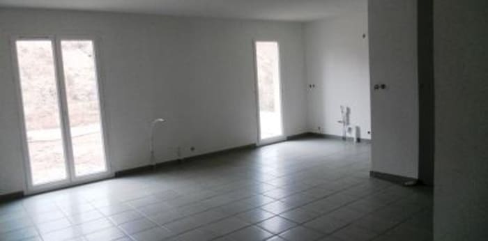Image 1 sur 9 - Maison/villa  ·  Vente · Roquebrune Sur Argens (83520) · 4 pièces · 85m²