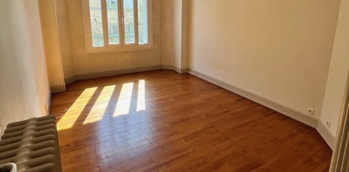 Image 2 sur 11 - Appartement  ·  Vente · Grenoble (38000) · 3 pièces · 66m²
