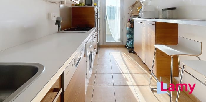 Image 5 sur 12 - Appartement  ·  Vente · Aix En Provence (13090) · 3 pièces · 66m²