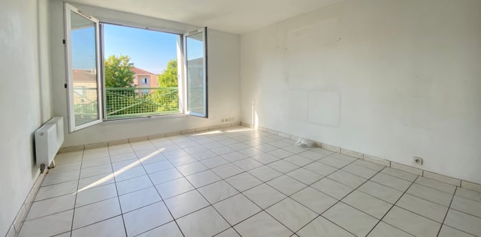 Image 1 sur 6 - Appartement  ·  Vente · Chevilly Larue (94550) · 2 pièces · 58m²