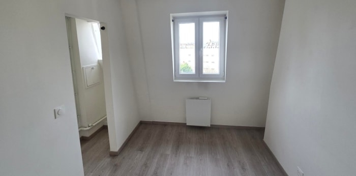 Image 7 sur 16 - Appartement  ·  Vente · Paris (75017) · 3 pièces · 41m²