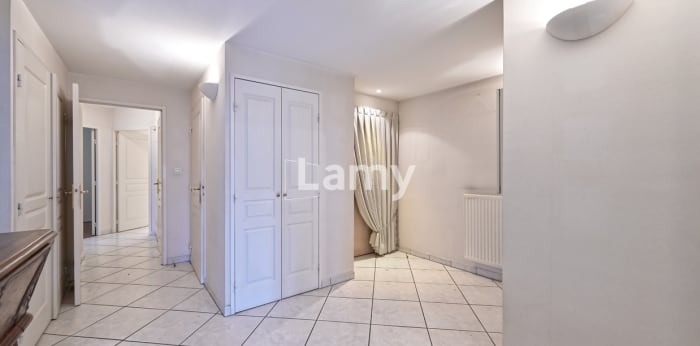 Image 11 sur 16 - Appartement  ·  Vente · Meylan (38240) · 4 pièces · 104m²