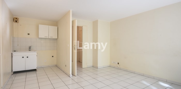 Image 7 sur 10 - Appartement  ·  Vente · Grenoble (38000) · 2 pièces · 43m²