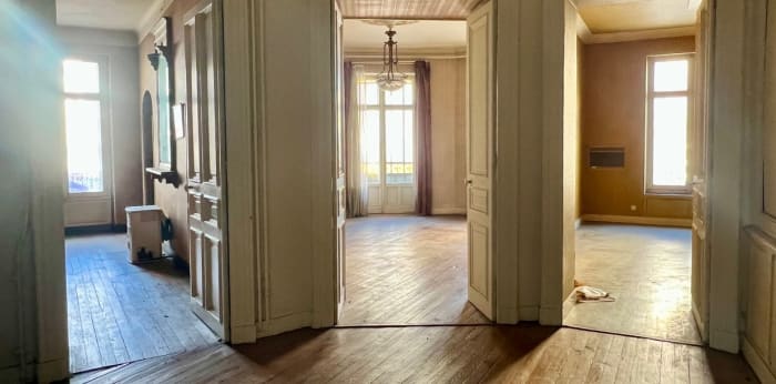 Image 2 sur 8 - Appartement  ·  Vente · Pau (64000) · 6 pièces · 170m²