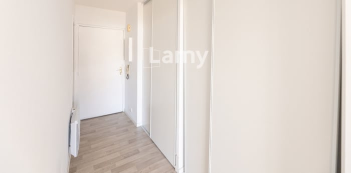 Image 3 sur 8 - Appartement  ·  Vente · Bayonne (64100) · 1 pièce · 29m²