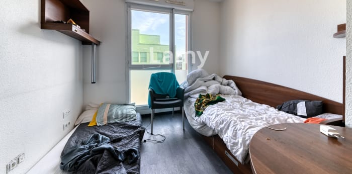 Image 5 sur 11 - Appartement  ·  Vente · Bron (69500) · 1 pièce · 18m²