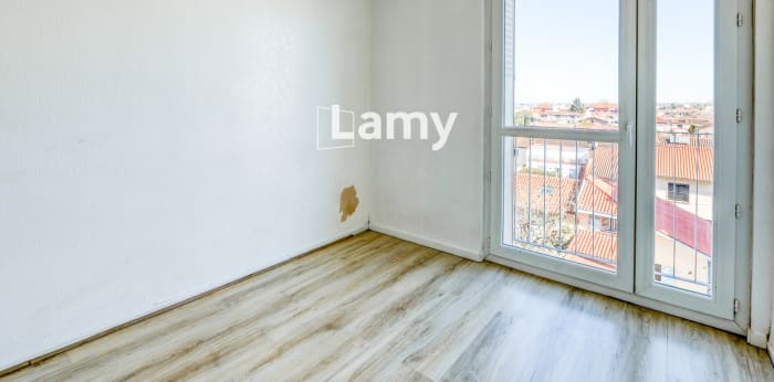 Image 10 sur 13 - Appartement  ·  Vente · Toulouse (31500) · 3 pièces · 52m²