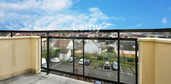Image 9 sur 12 - Appartement  ·  Vente · Carrieres Sous Poissy (78955) · 3 pièces · 58m²
