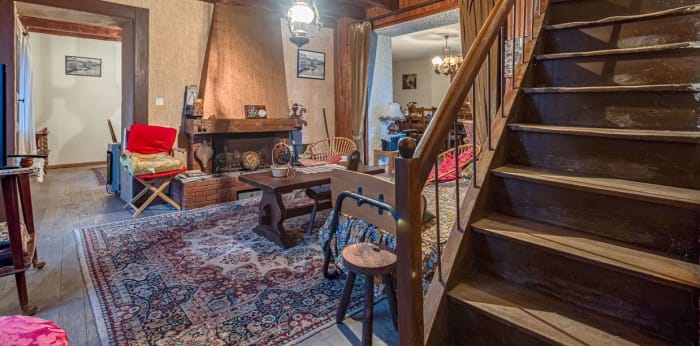 Image 3 sur 10 - Maison/villa  ·  Vente · Vallieres Sur Fier (74150) · 9 pièces · 178m²