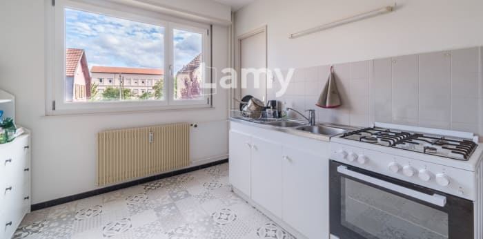 Image 5 sur 11 - Appartement  ·  Vente · Colmar (68000) · 4 pièces · 84m²
