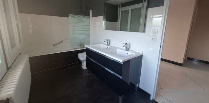 Image 6 sur 10 - Maison/villa  ·  Vente · Limoges (87100) · 6 pièces · 130m²