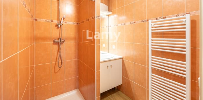 Image 9 sur 10 - Appartement  ·  Vente · Bayonne (64100) · 4 pièces · 91m²