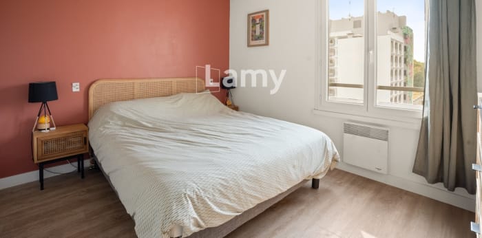 Image 8 sur 10 - Appartement  ·  Vente · Villeurbanne (69100) · 3 pièces · 69m²