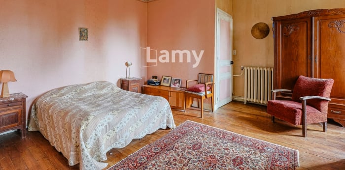 Image 8 sur 15 - Maison/villa  ·  Vente · Meillon (64510) · 12 pièces · 400m²