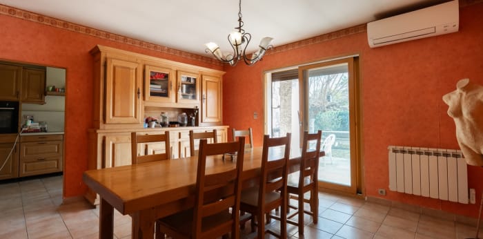 Image 4 sur 10 - Maison/villa  ·  Vente · Gignac La Nerthe (13180) · 6 pièces · 159m²