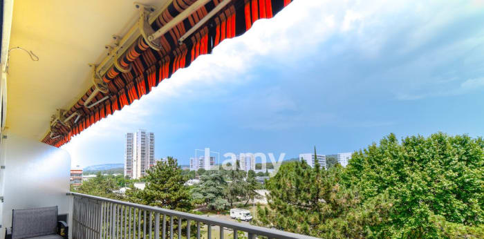 Image 7 sur 11 - Appartement  ·  Vente · Salon De Provence (13300) · 4 pièces · 84m²