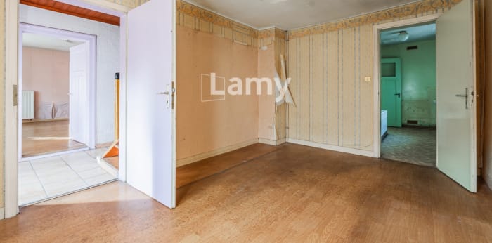 Image 11 sur 13 - Maison/villa  ·  Vente · Sturzelbronn (57230) · 8 pièces · 166m²