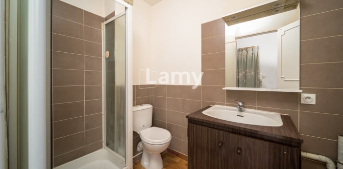 Image 3 sur 6 - Appartement  ·  Vente · Digne Les Bains (04000) · 2 pièces · 32m²