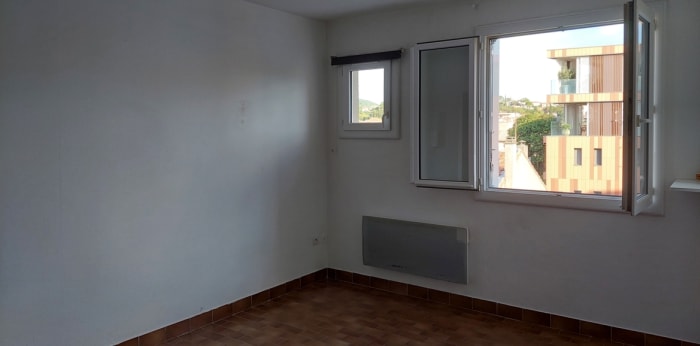 Image 4 sur 6 - Appartement  ·  Vente · Ales (30100) · 1 pièce · 19m²