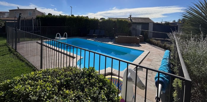 Image 6 sur 25 - Maison/villa  ·  Vente · Molleges (13940) · 162m²