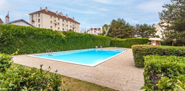 Image 2 sur 11 - Appartement  ·  Vente · Dijon (21000) · 5 pièces · 107m²