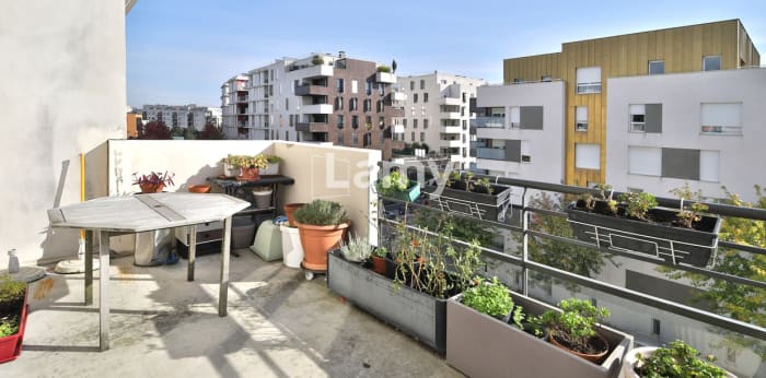 Image 5 sur 10 - Appartement  ·  Vente · Cergy (95800) · 3 pièces · 62m²