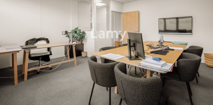 Image 5 sur 9 - Local  ·  Vente · Tassin La Demi Lune (69160) · 4 pièces · 101m²