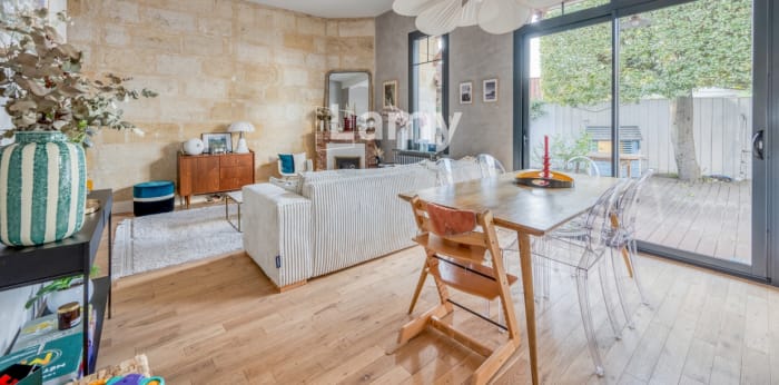 Image 1 sur 11 - Maison/villa  ·  Vente · Talence (33400) · 5 pièces · 135m²