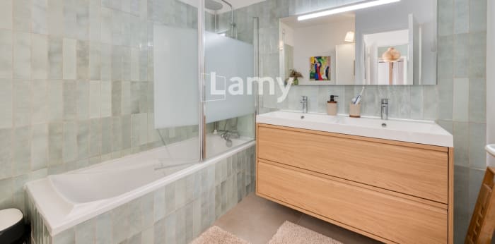 Image 16 sur 19 - Appartement  ·  Vente · Bordeaux (33200) · 5 pièces · 109m²