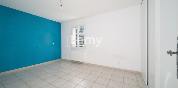 Image 7 sur 9 - Maison/villa  ·  Vente · Digne Les Bains (04000) · 4 pièces · 106m²