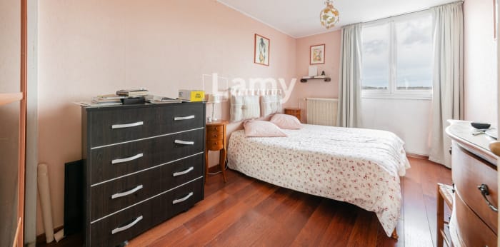 Image 6 sur 7 - Appartement  ·  Vente · Salon De Provence (13300) · 3 pièces · 70m²