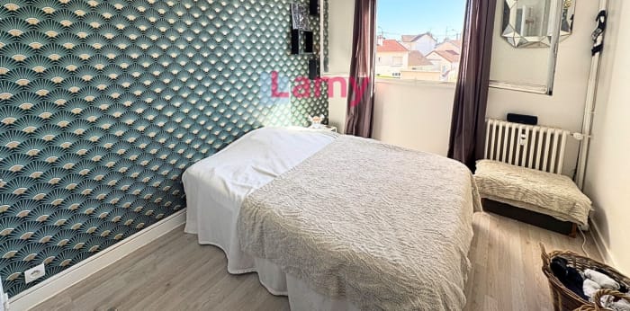 Image 5 sur 6 - Appartement  ·  Vente · Limoges (87000) · 6 pièces · 106m²