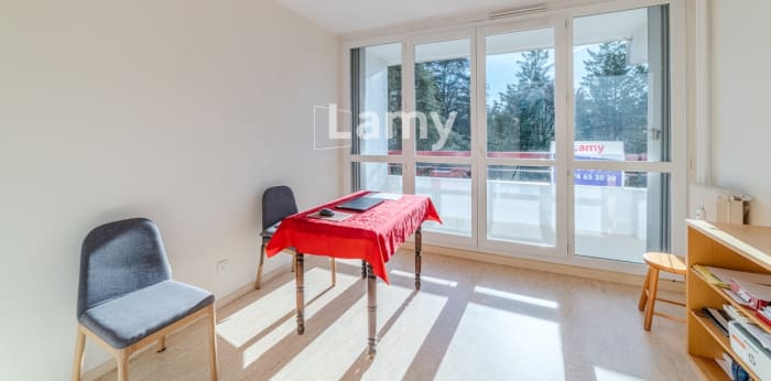 Image 9 sur 9 - Appartement  ·  Vente · Villefranche Sur Saone (69400) · 3 pièces · 65m²