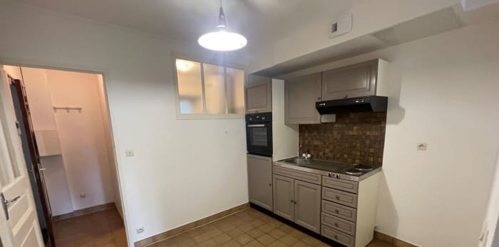 Image 3 sur 8 - Appartement  ·  Vente · Nantes (44000) · 1 pièce · 33m²