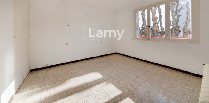 Image 6 sur 13 - Appartement  ·  Vente · Salon De Provence (13300) · 5 pièces · 87m²