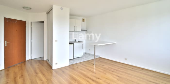 Image 5 sur 10 - Appartement  ·  Vente · Cergy (95800) · 1 pièce · 27m²