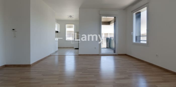 Image 2 sur 11 - Appartement  ·  Vente · Ris Orangis (91130) · 3 pièces · 64m²