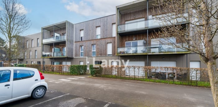 Image 2 sur 2 - Parking/box  ·  Vente · Seclin (59113)